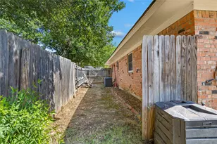 2004 Ford St, Arlington, TX 76013 - Photo 21