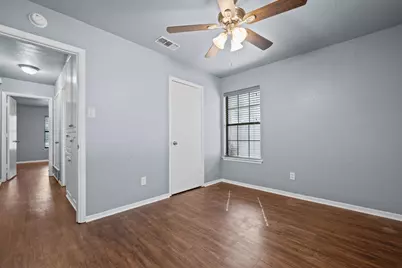 1729 W Doyle Street, Granbury, TX 76048 - Photo 25