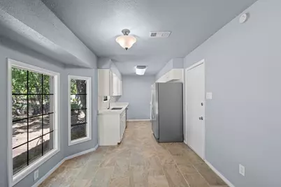 1729 W Doyle Street, Granbury, TX 76048 - Photo 13
