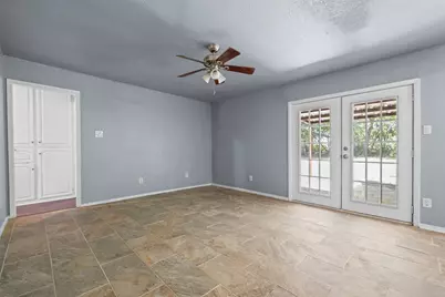 1729 W Doyle Street, Granbury, TX 76048 - Photo 7