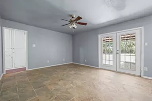 1729 W Doyle St, Granbury, TX 76048 - Photo 7