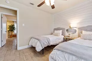 2918 Clover Ln, Euless, TX 76039 - Photo 27