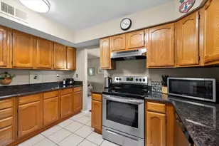2215 Villanova St, Arlington, TX 76018 - Photo 9