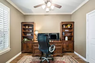 15605 Crown Cove Ln, Frisco, TX 75035 - Photo 9