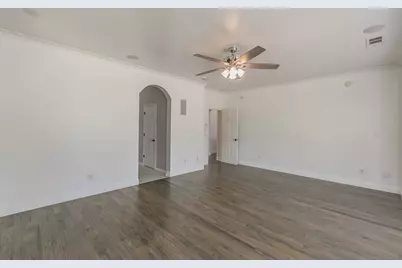 8701 Freeport Drive, Denton, TX 76207 - Photo 17