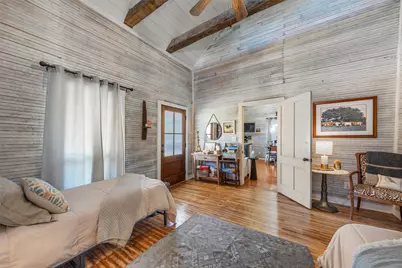 605 W Ronda Street, West, TX 76691 - Photo 21