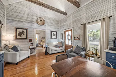 605 W Ronda Street, West, TX 76691 - Photo 7