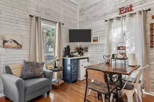 605 W Ronda St, West, TX 76691 - Photo 9