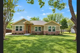 610 S 28th St, Corsicana, TX 75110 - Photo 1