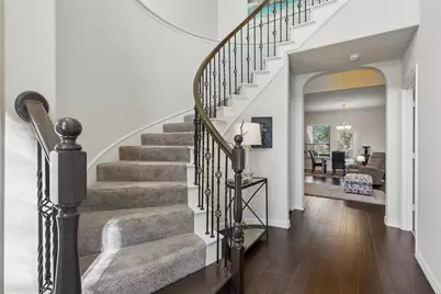 8209 Main Street, North Richland Hills, TX 76182 - Photo 5