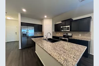 609 Buzzard Lake Trail, Fort Worth, TX 76120 - Photo 11