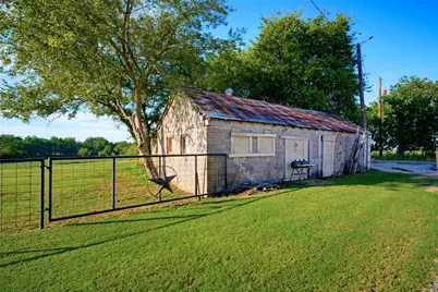 4341 Fm 428, Aubrey, TX 76227 - Photo 25