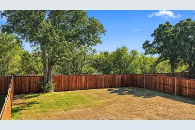 832 Eagles Nest Drive, Cleburne, TX 76031 - Photo 35
