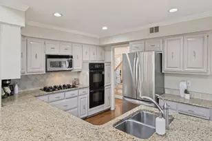 3722 Wooded Creek Dr, Farmers Branch, TX 75244 - Photo 25