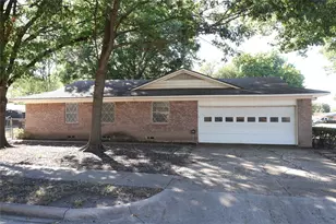 1202 Alamo Ln, Garland, TX 75040 - Photo 3