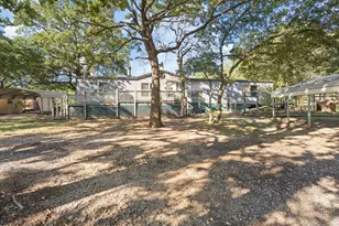 3104 Rolling Oaks Dr, Cleburne, TX 76031 - Photo 1