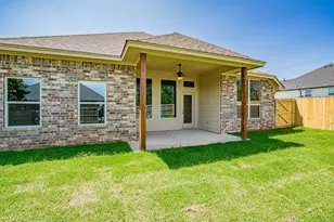 2600 Creek Dr, Granbury, TX 76048 - Photo 5