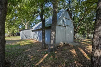 404 Cleveland Road, Granbury, TX 76049 - Photo 35
