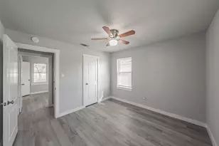 5569 Burton Ave, Fort Worth, TX 76119 - Photo 19