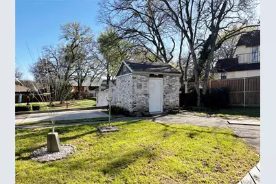 812 Newport Road, Fort Worth, TX 76120 - Photo 33