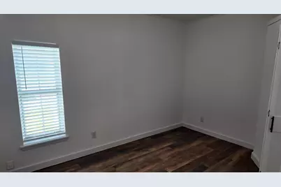 215 S Walker Street, Mesquite, TX 75149 - Photo 11