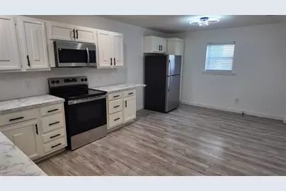 215 S Walker Street, Mesquite, TX 75149 - Photo 17