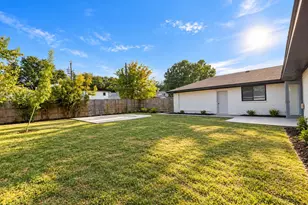 2404 Kentfield Ln, Plano, TX 75074 - Photo 19