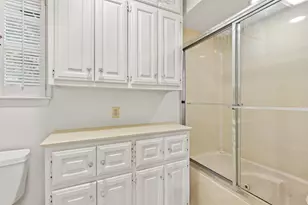 7010 S Janmar Dr, Dallas, TX 75230 - Photo 31