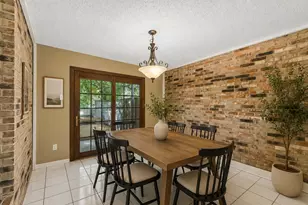 1806 Lakecrest Ct, Carrollton, TX 75006 - Photo 7