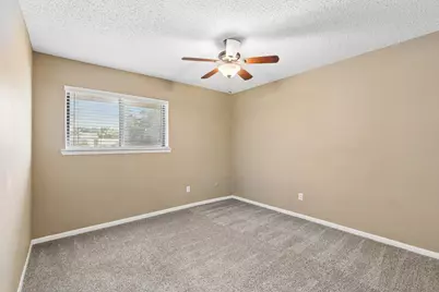1806 Lakecrest Court, Carrollton, TX 75006 - Photo 21