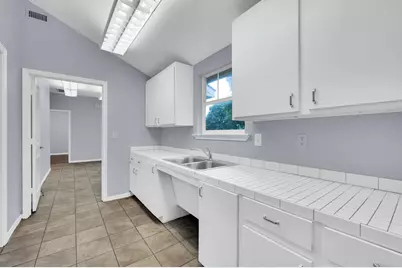 214 W Belt Line Road #B, Cedar Hill, TX 75104 - Photo 13