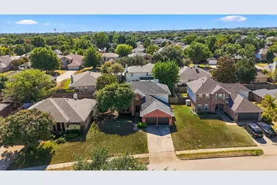 322 Ashley Oak Lane, Lake Dallas, TX 75065 - Photo 35