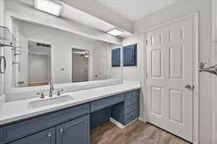 5043 Les Chateaux Dr, Dallas, TX 75235 - Photo 13