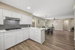1725 Bardfield Ave, Garland, TX 75041 - Photo 5