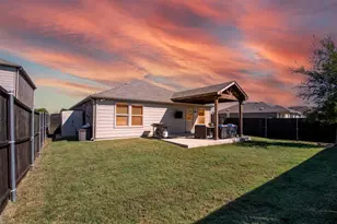 1340 Vernon Dr, Aubrey, TX 76227 - Photo 3