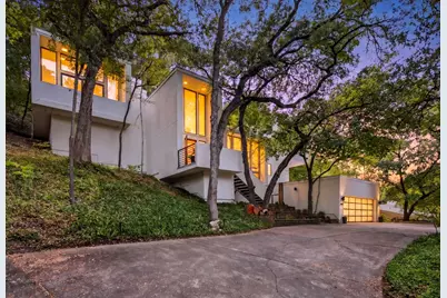 3817 Harlanwood Drive, Fort Worth, TX 76109 - Photo 3