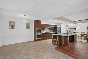 9584 Ash Creek Dr, Dallas, TX 75228 - Photo 5