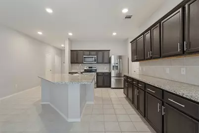1113 Meadow Side Drive, Princeton, TX 75407 - Photo 9