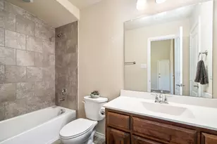 1300 Bellingham Cir, Glenn Heights, TX 75154 - Photo 25