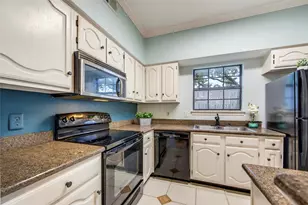 2835 Keller Springs Rd, Carrollton, TX 75006 - Photo 9