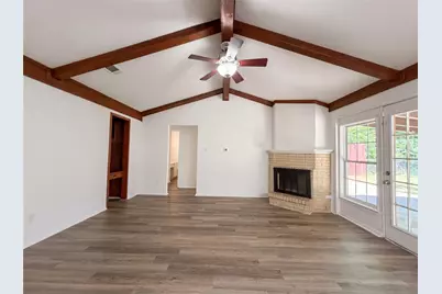 1500 Janann Avenue, Arlington, TX 76014 - Photo 3
