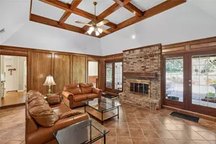 3910 Cross Bend Ct, Arlington, TX 76016 - Photo 3