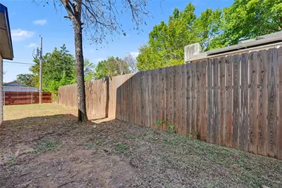 819 Stamps Avenue, Fort Worth, TX 76114 - Photo 15