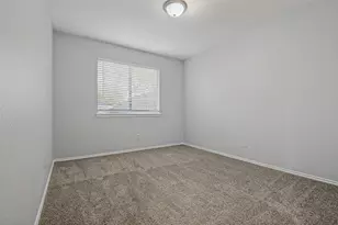 3174 Cross Creek Cir, Grand Prairie, TX 75052 - Photo 19