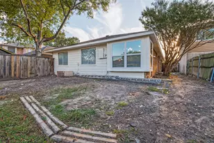 3174 Cross Creek Cir, Grand Prairie, TX 75052 - Photo 23