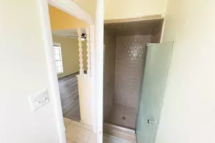 808 Warwick St, Bedford, TX 76022 - Photo 19
