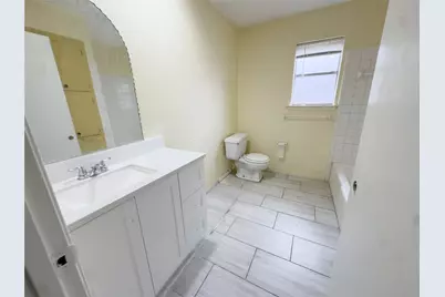 808 Warwick Street, Bedford, TX 76022 - Photo 13