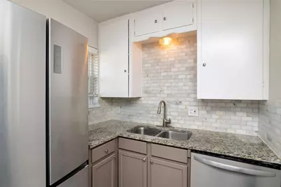 4738 El Campo Avenue #10, Fort Worth, TX 76107 - Photo 9