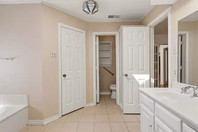 2700 Nighthawk Drive, Plano, TX 75025 - Photo 13