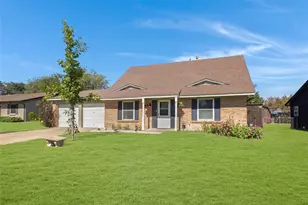 7917 Donegal Ln, North Richland Hills, TX 76180 - Photo 5